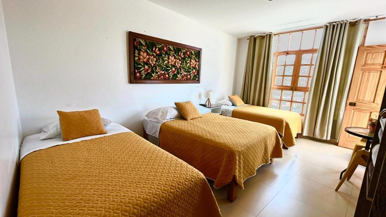 El Huerto Hostel Ика Екстериор снимка