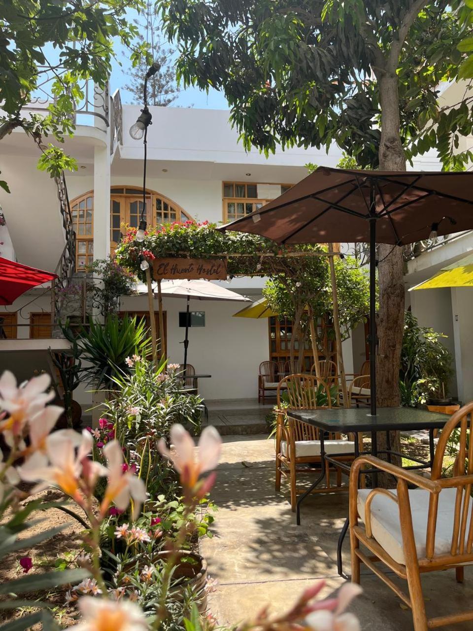 El Huerto Hostel Ика Екстериор снимка