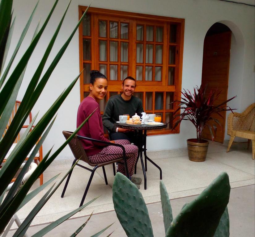 El Huerto Hostel Ика Екстериор снимка