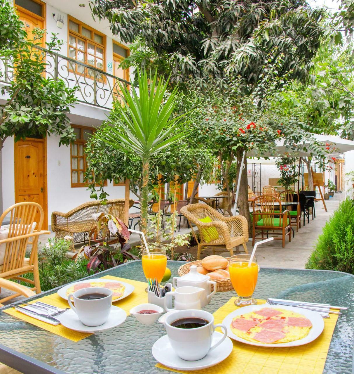 El Huerto Hostel Ика Екстериор снимка